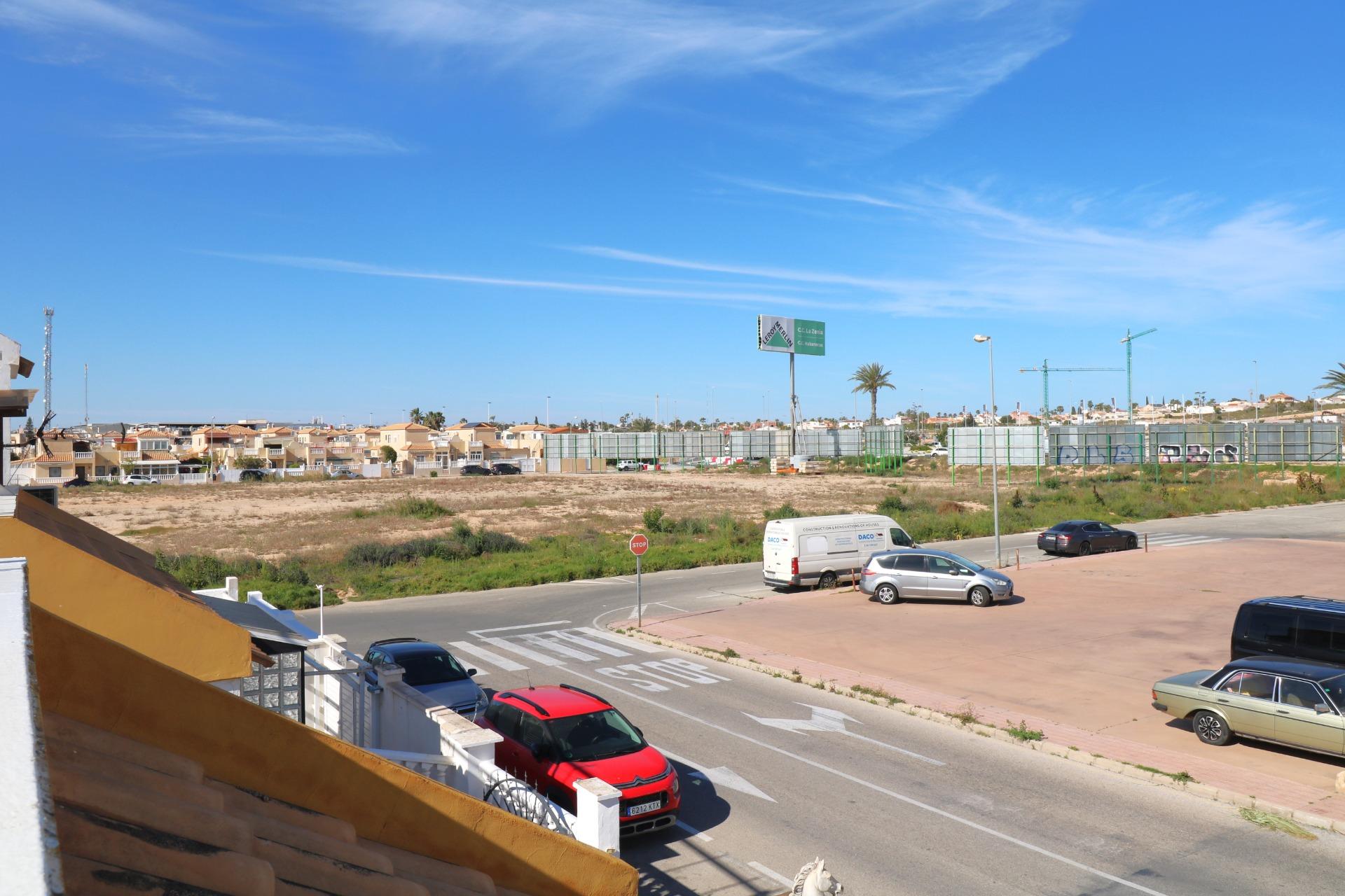 Bungalow for sale in Torrevieja, Alicante, Spain