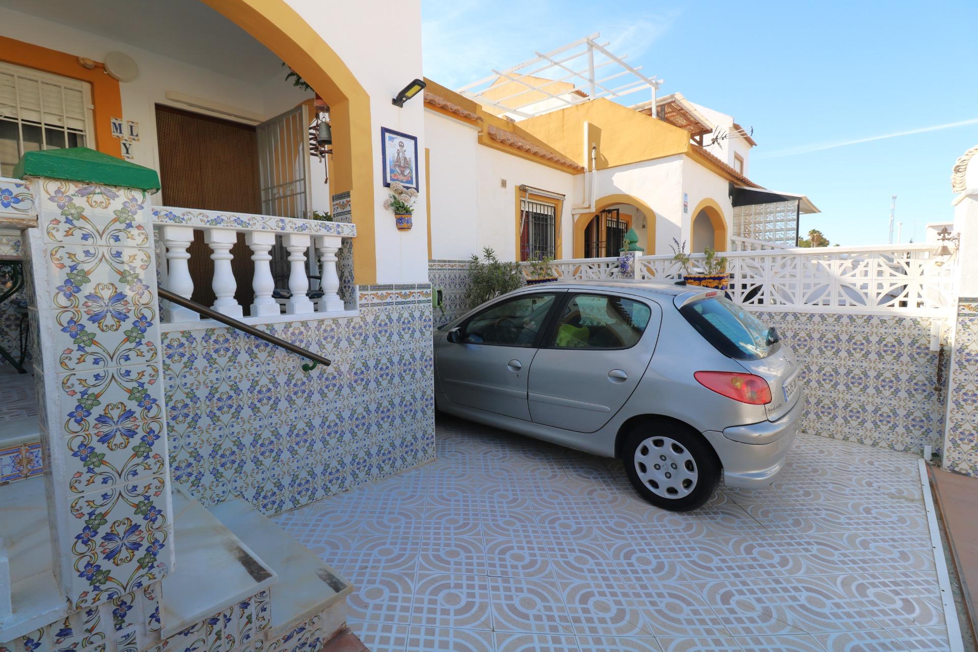 Bungalow for sale in Torrevieja, Alicante, Spain