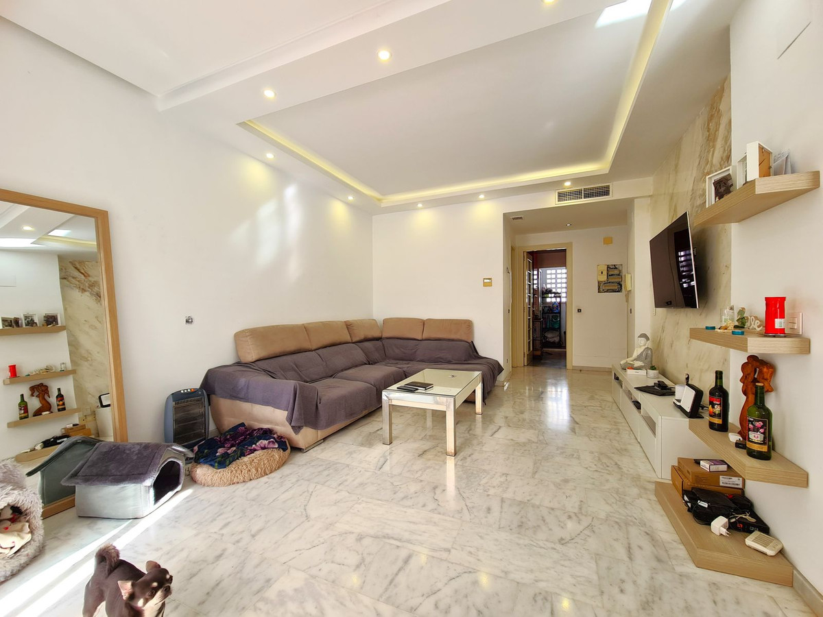Apartment for sale in Estepona, Málaga, Spain