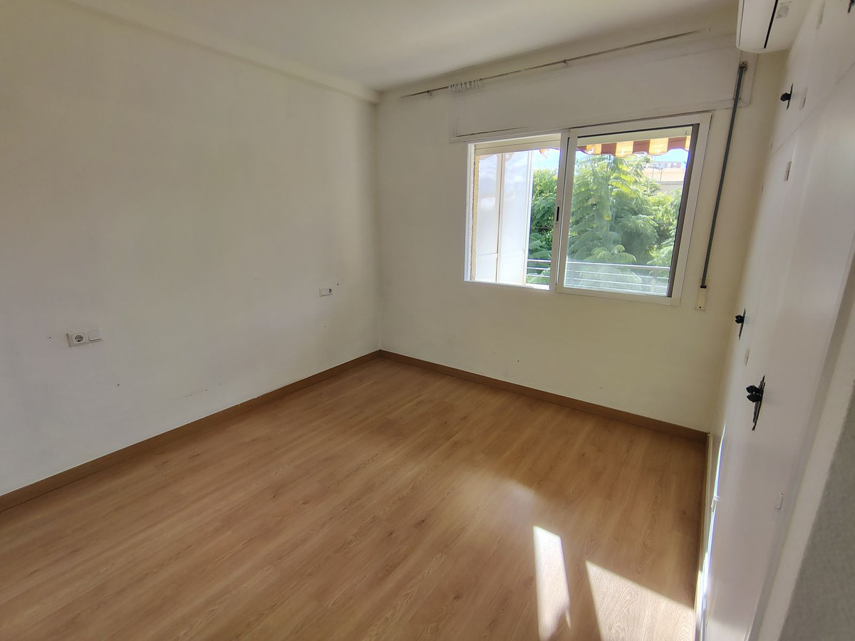 Apartment for sale in Fuengirola, Málaga, Spain