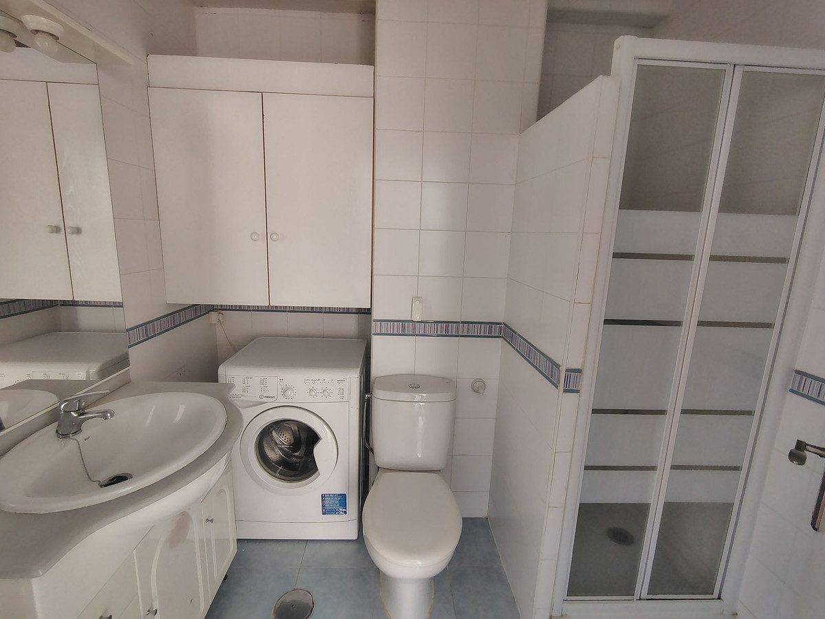 Apartment for sale in Fuengirola, Málaga, Spain
