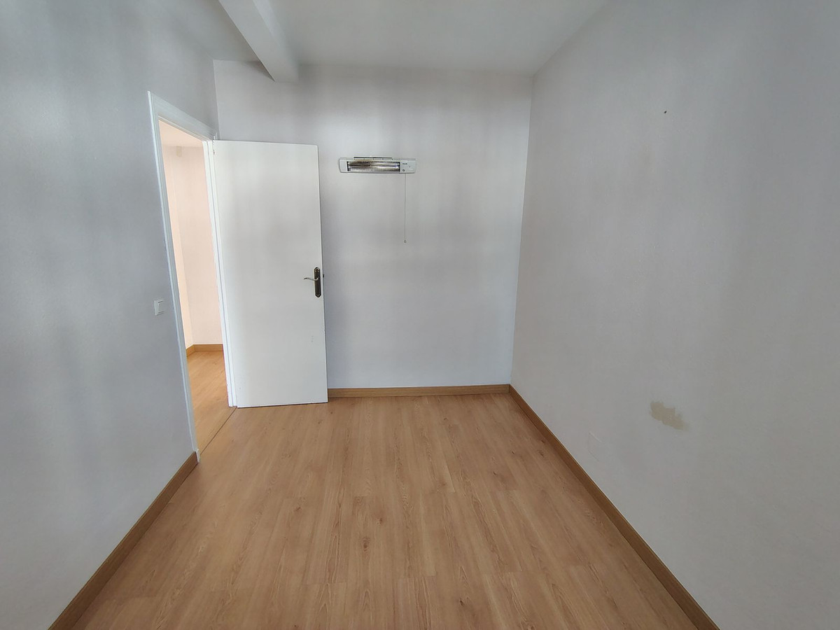 Apartment for sale in Fuengirola, Málaga, Spain