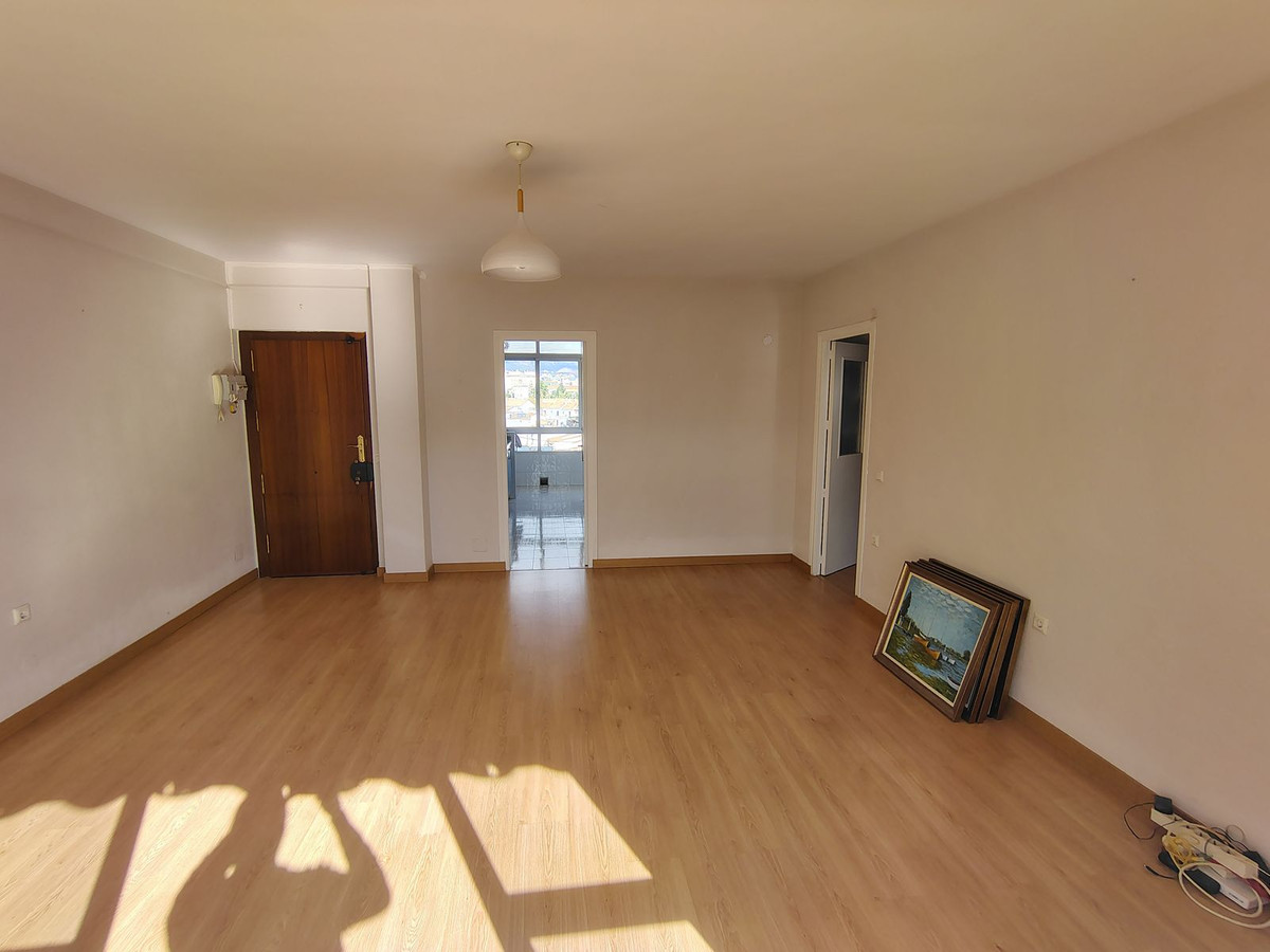 Apartment for sale in Fuengirola, Málaga, Spain