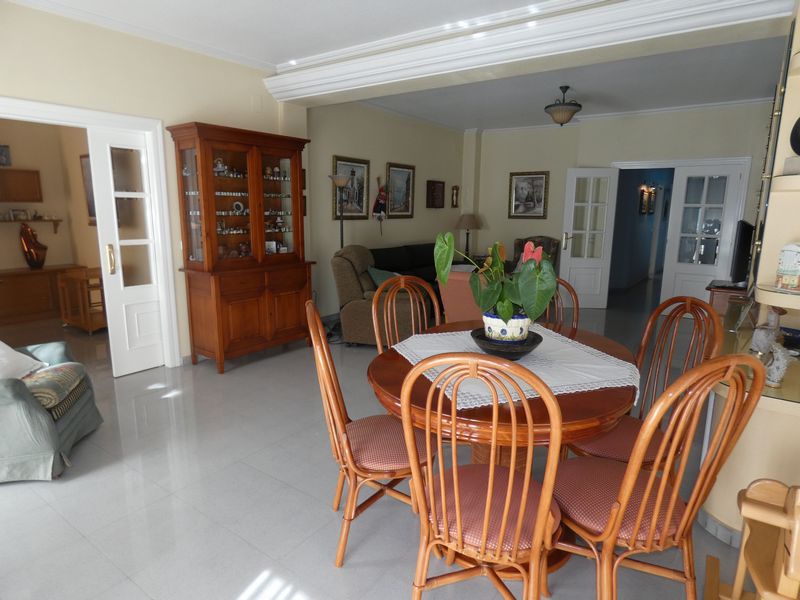 Villa en venta en Almoradi