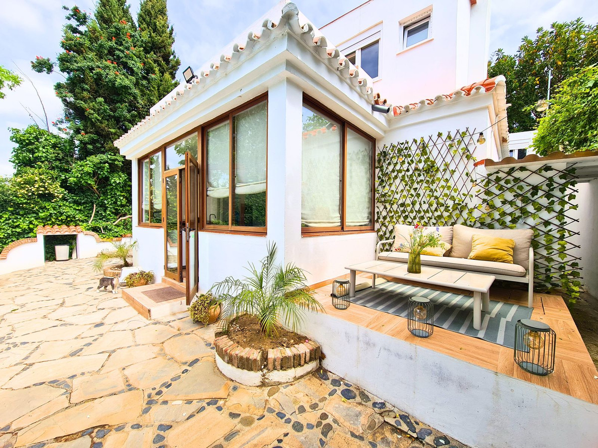 Finca en venta en La Duquesa
