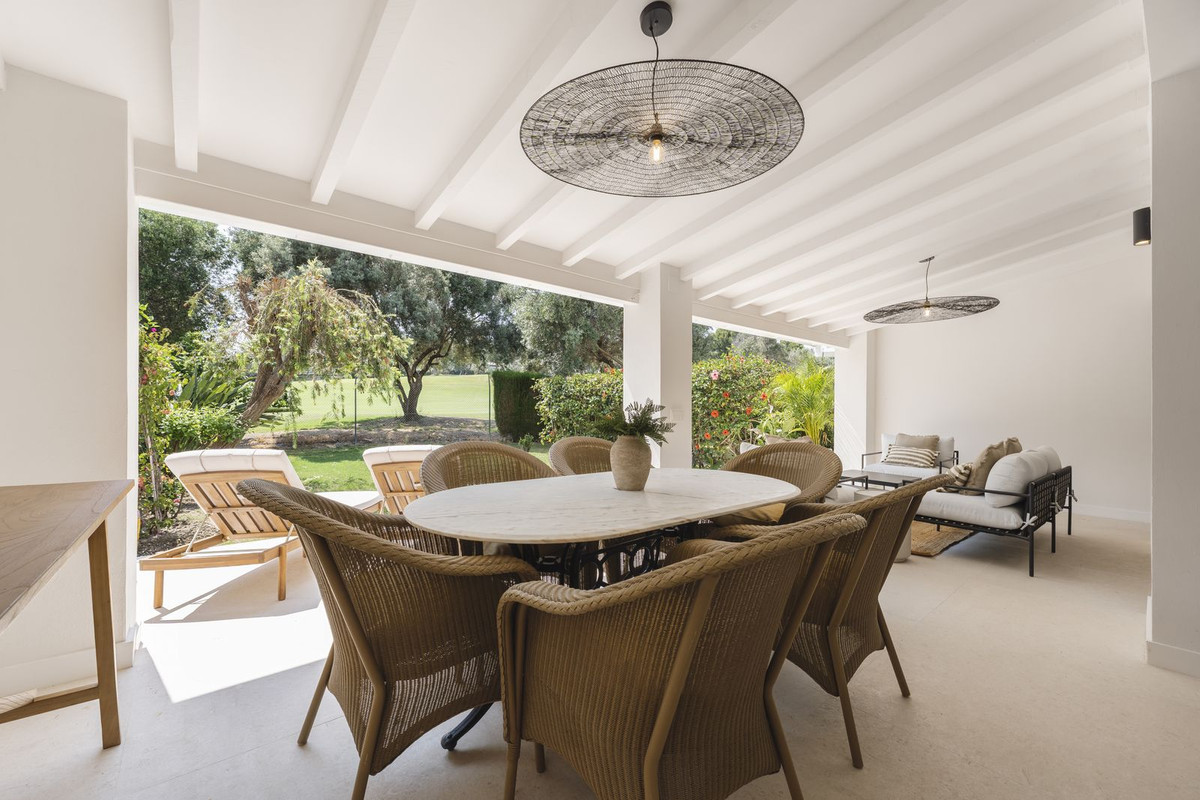 Town House for sale in Nueva Andalucía, Málaga, Spain