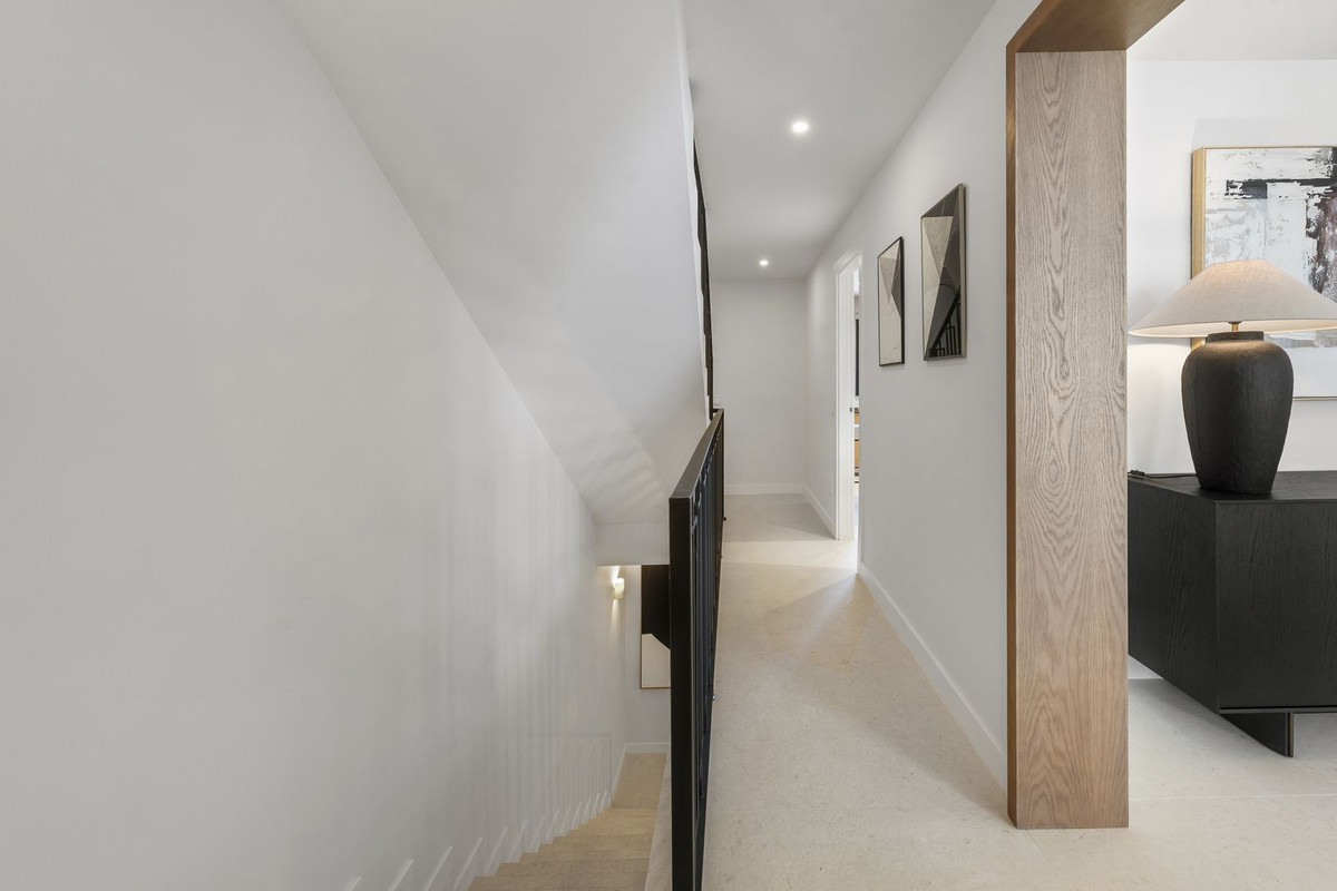 Town House for sale in Nueva Andalucía, Málaga, Spain