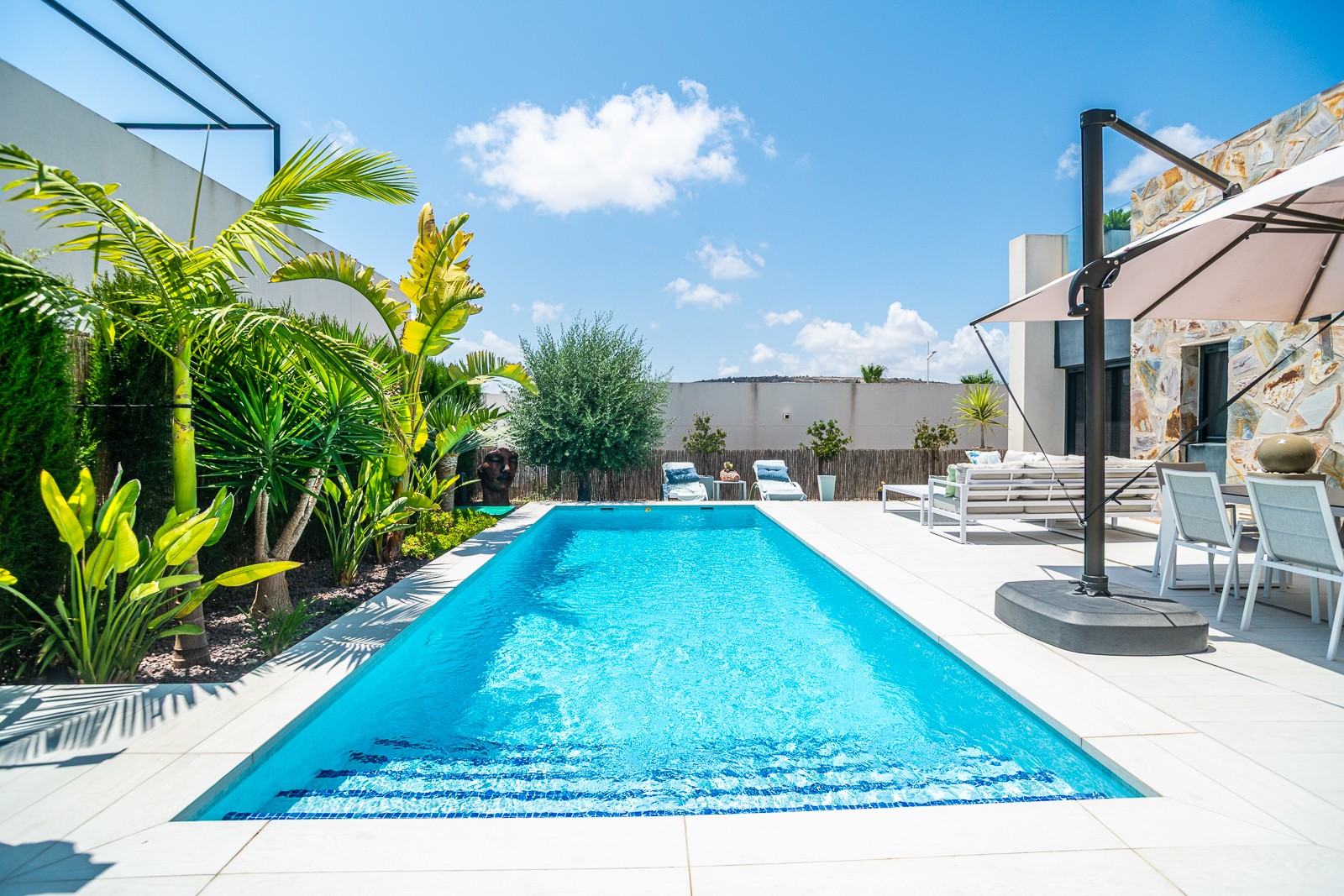 Villa en venta en Algorfa