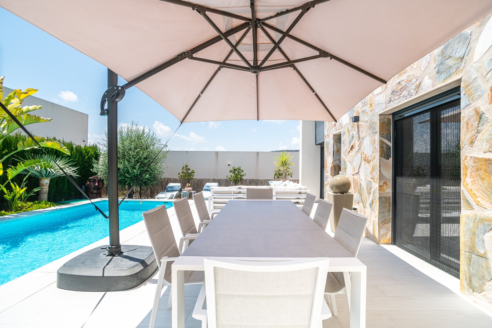 Villa en venta en Algorfa