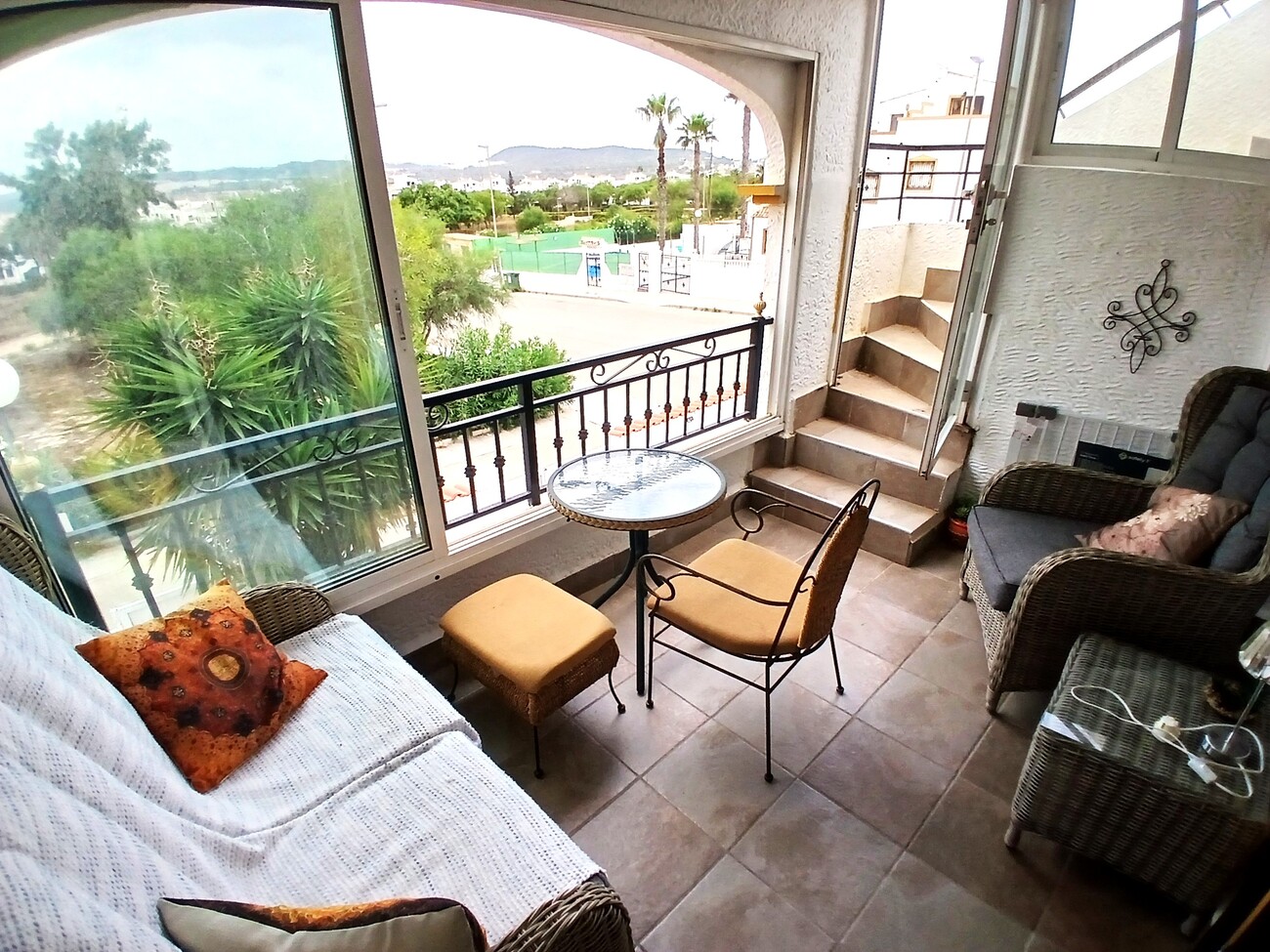 Penthouse for sale in Vistabella Golf Entre Naranjos, Alicante, Spain