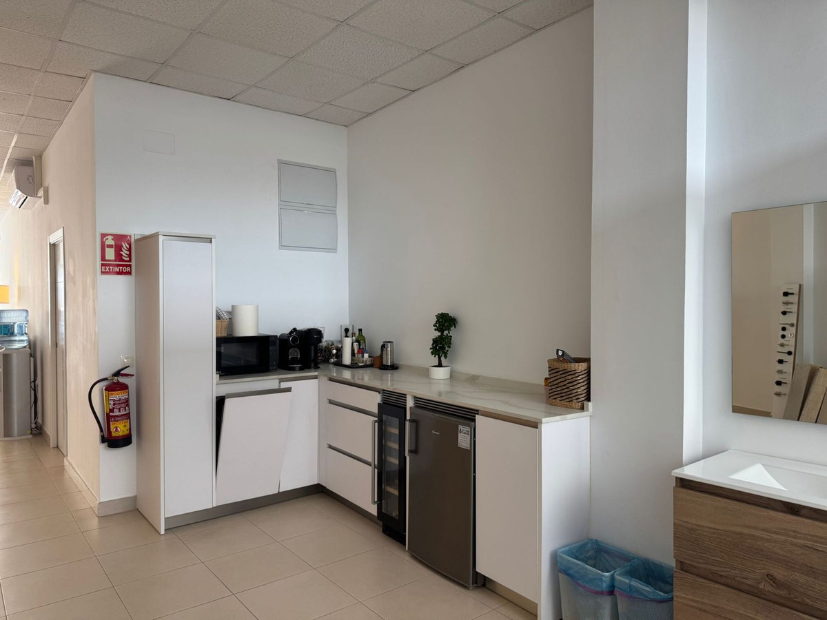 Commercial unit for sale in Mijas, Málaga, Spain