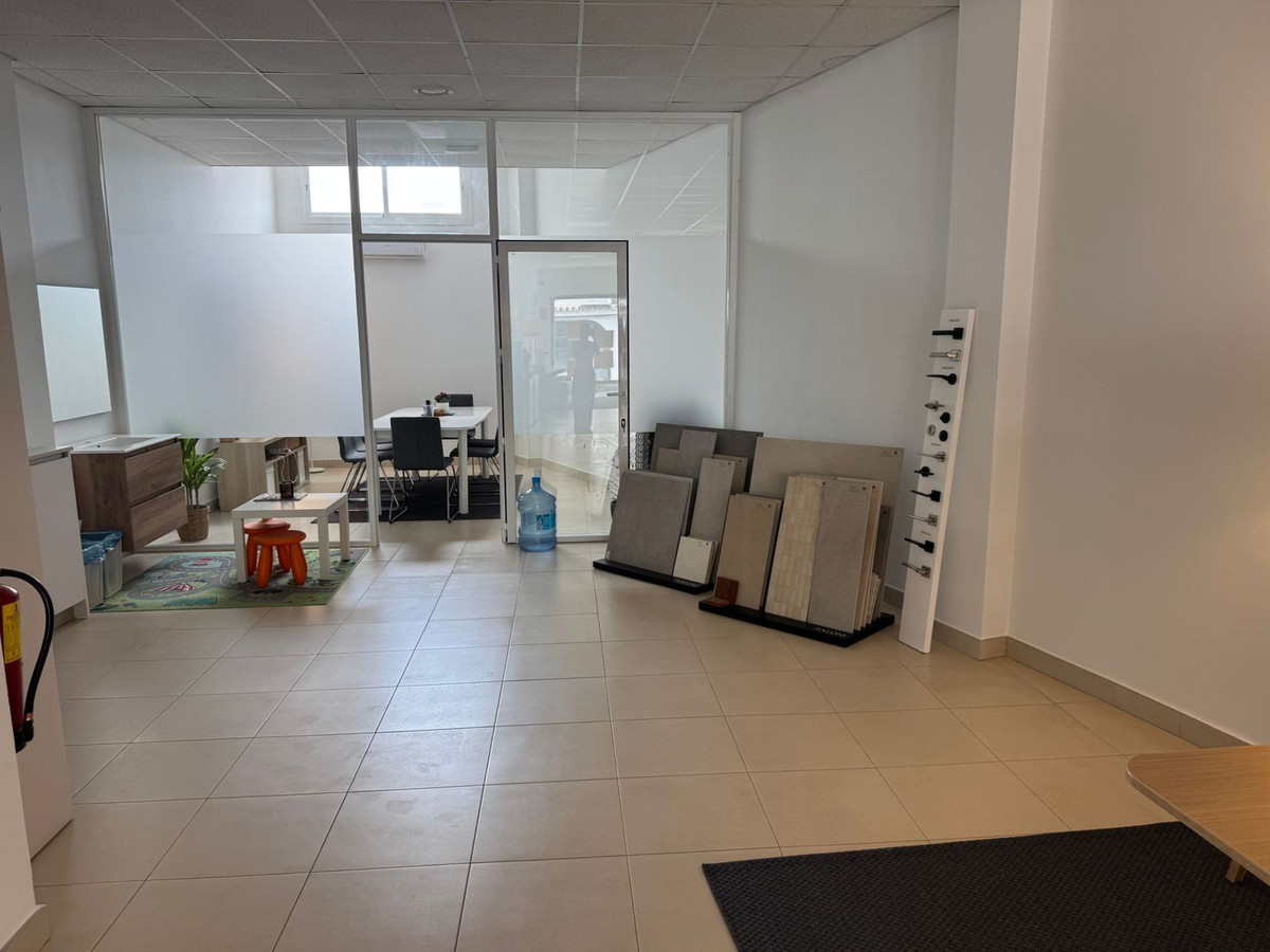 Commercial unit for sale in Mijas, Málaga, Spain
