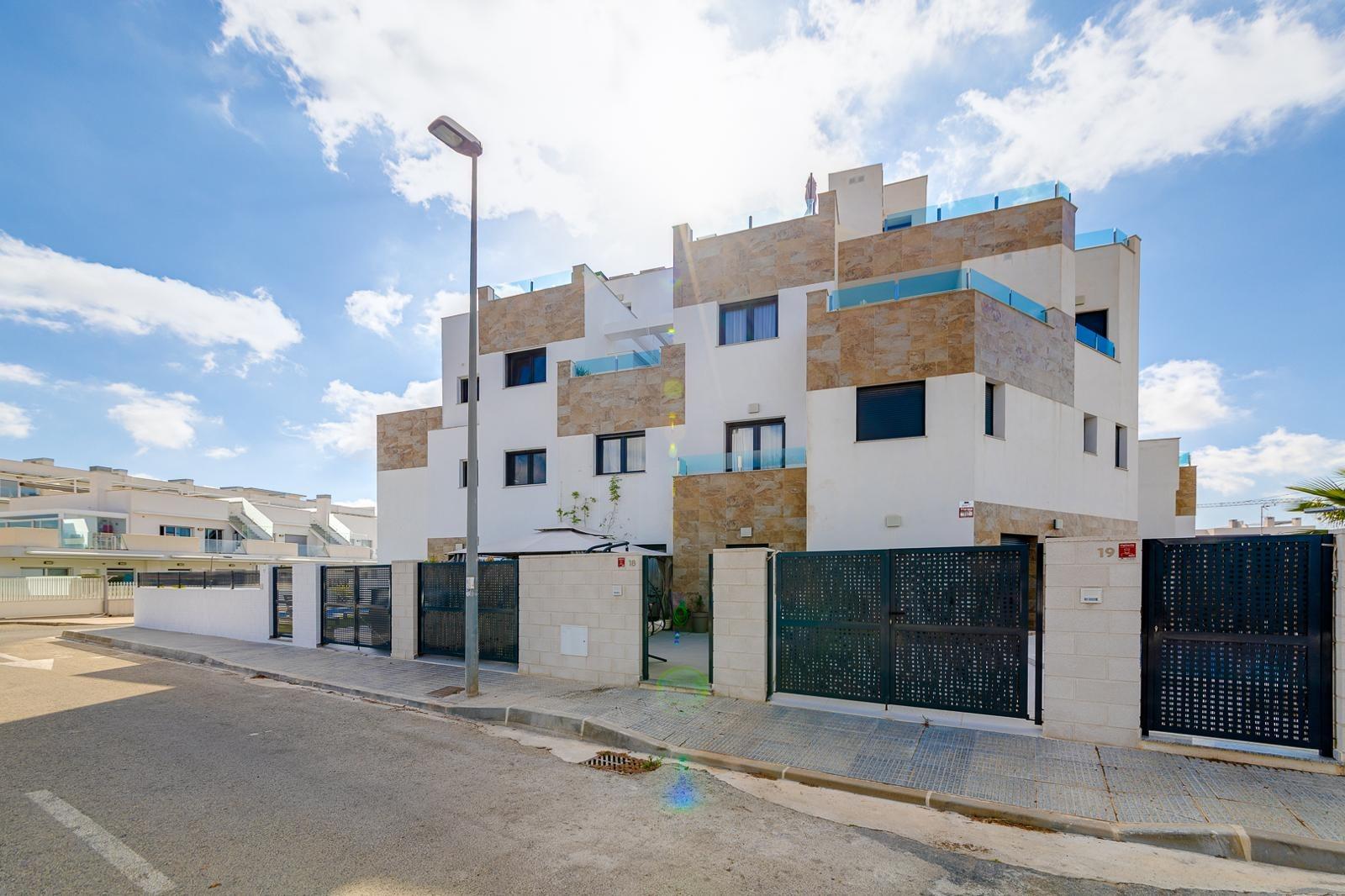 Town House for sale in Villamartin, Alicante, Spain