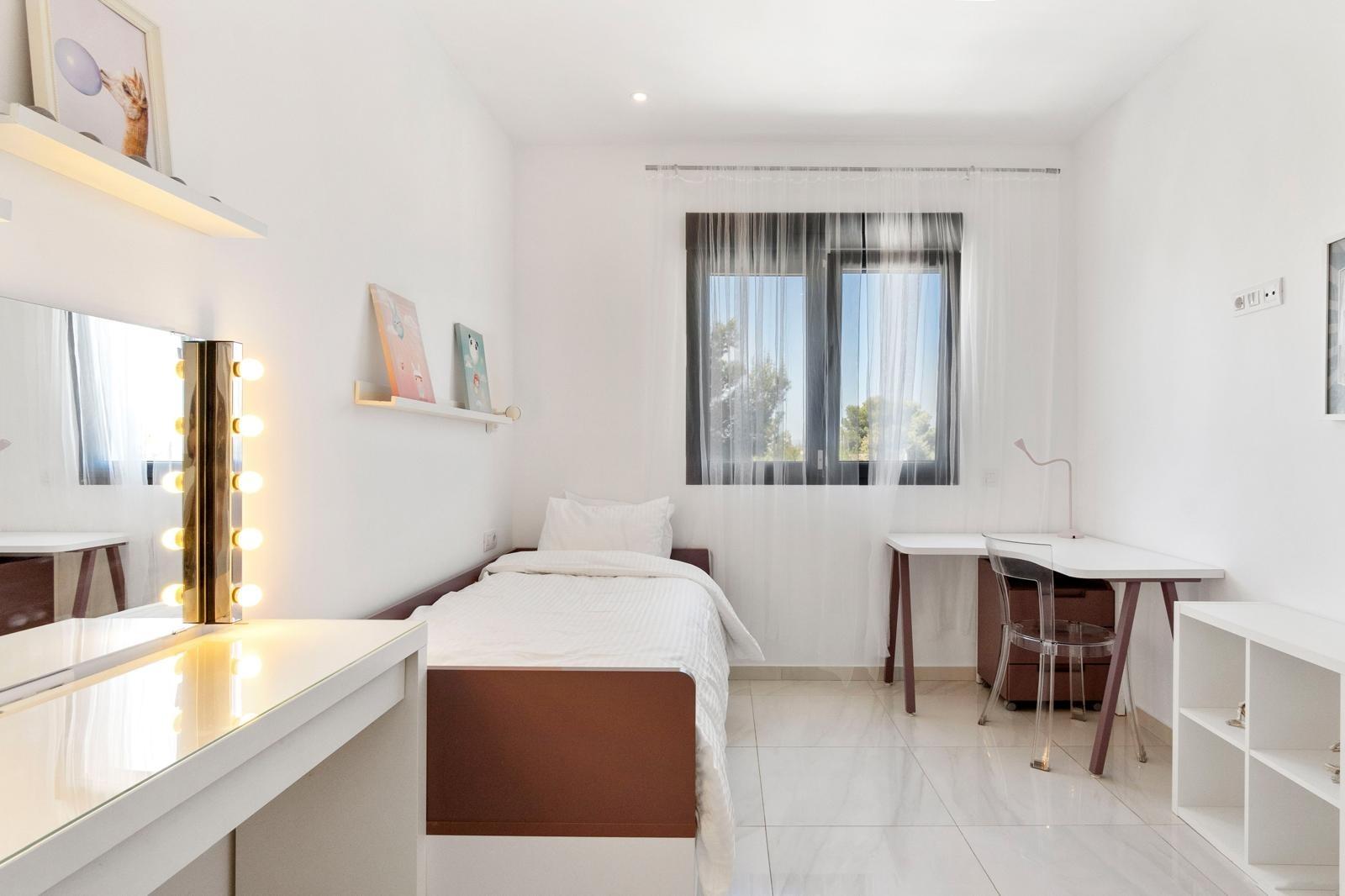 Town House for sale in Villamartin, Alicante, Spain