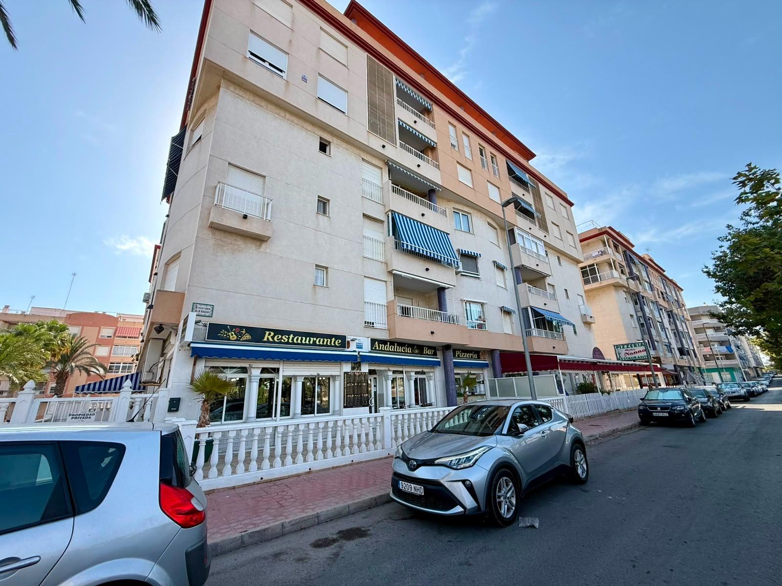 Commercial unit for sale in Guardamar Del Segura, Alicante, Spain