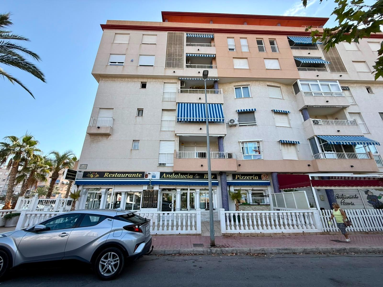Commercial unit for sale in Guardamar Del Segura, Alicante, Spain