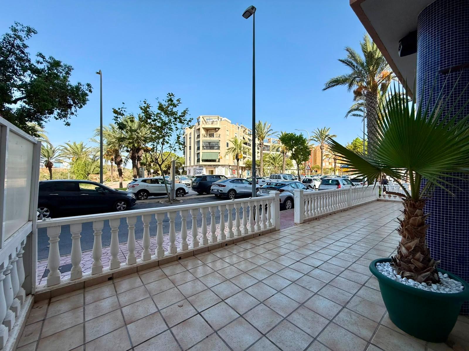 Commercial unit for sale in Guardamar Del Segura, Alicante, Spain