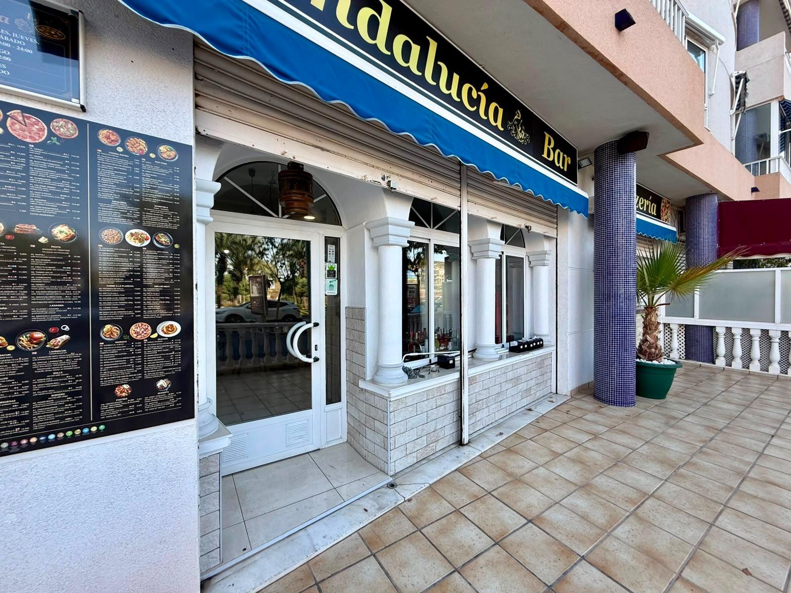 Commercial unit for sale in Guardamar Del Segura, Alicante, Spain