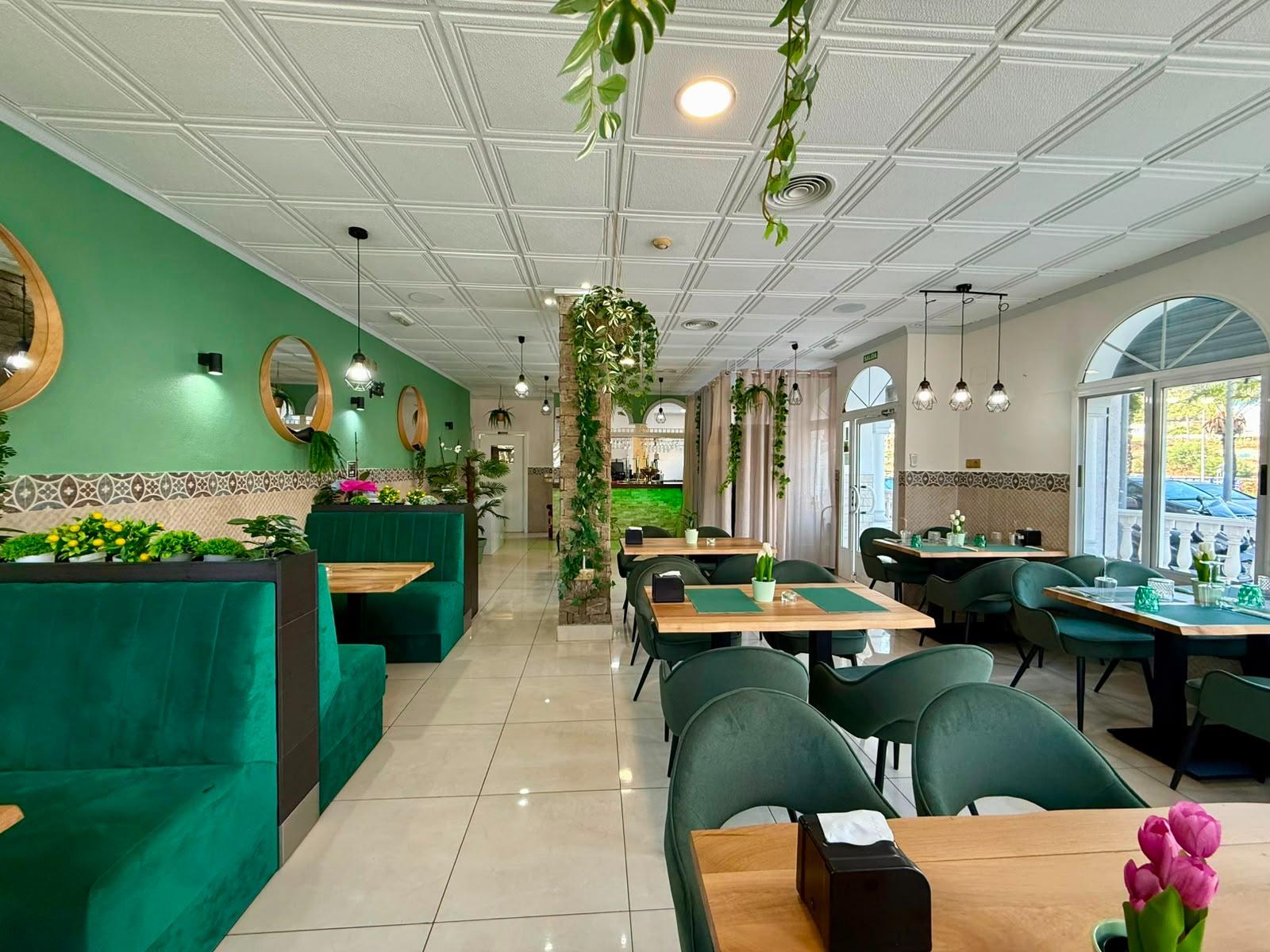 Commercial unit for sale in Guardamar Del Segura, Alicante, Spain