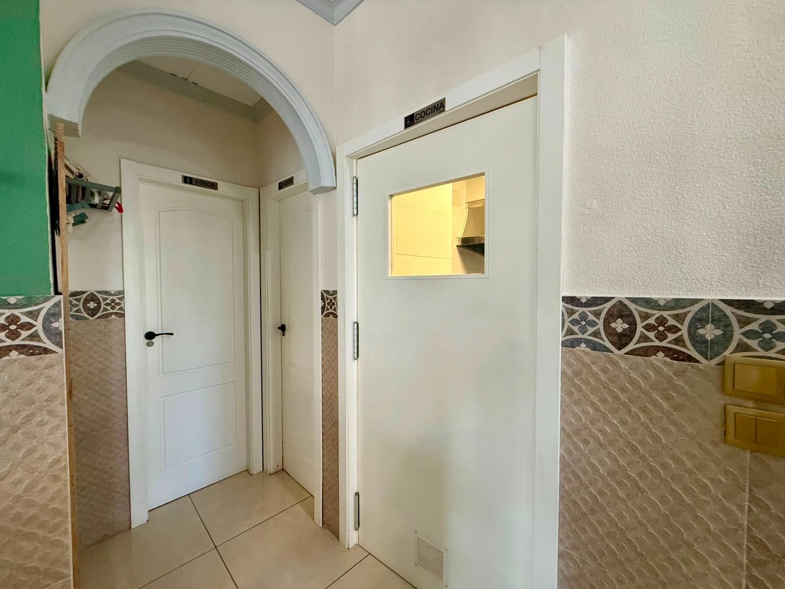 Commercial unit for sale in Guardamar Del Segura, Alicante, Spain