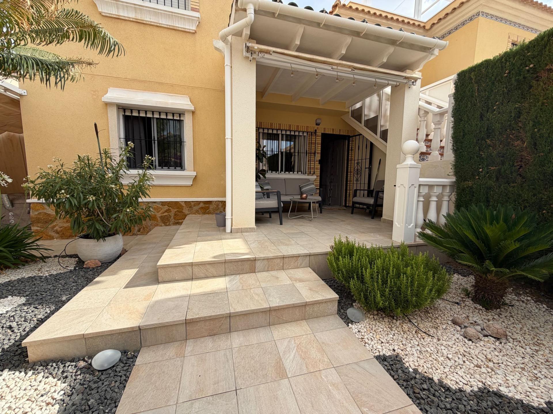 Bungalow for sale in Orihuela Costa, Alicante, Spain