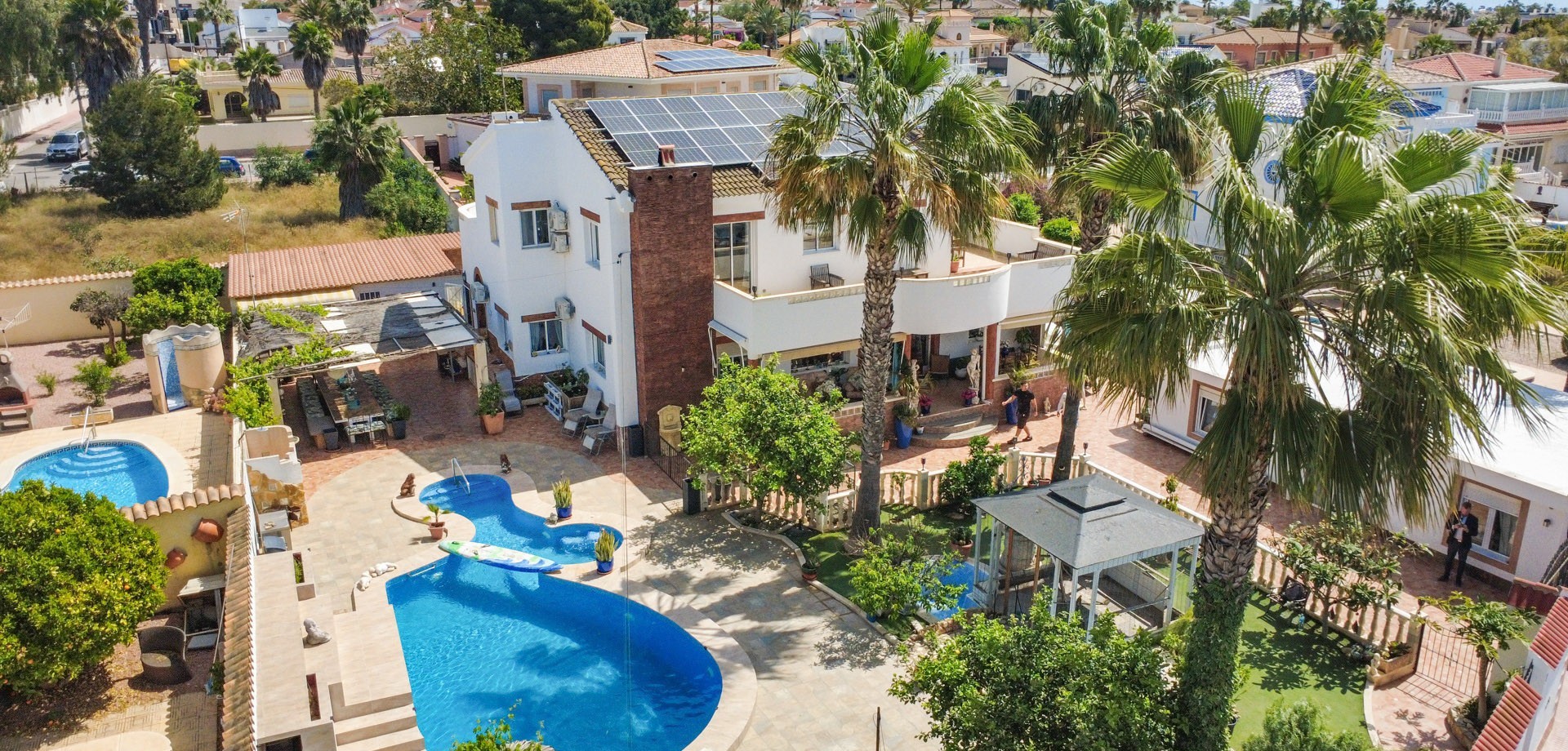 Villa for sale in Ciudad Quesada, Alicante, Spain