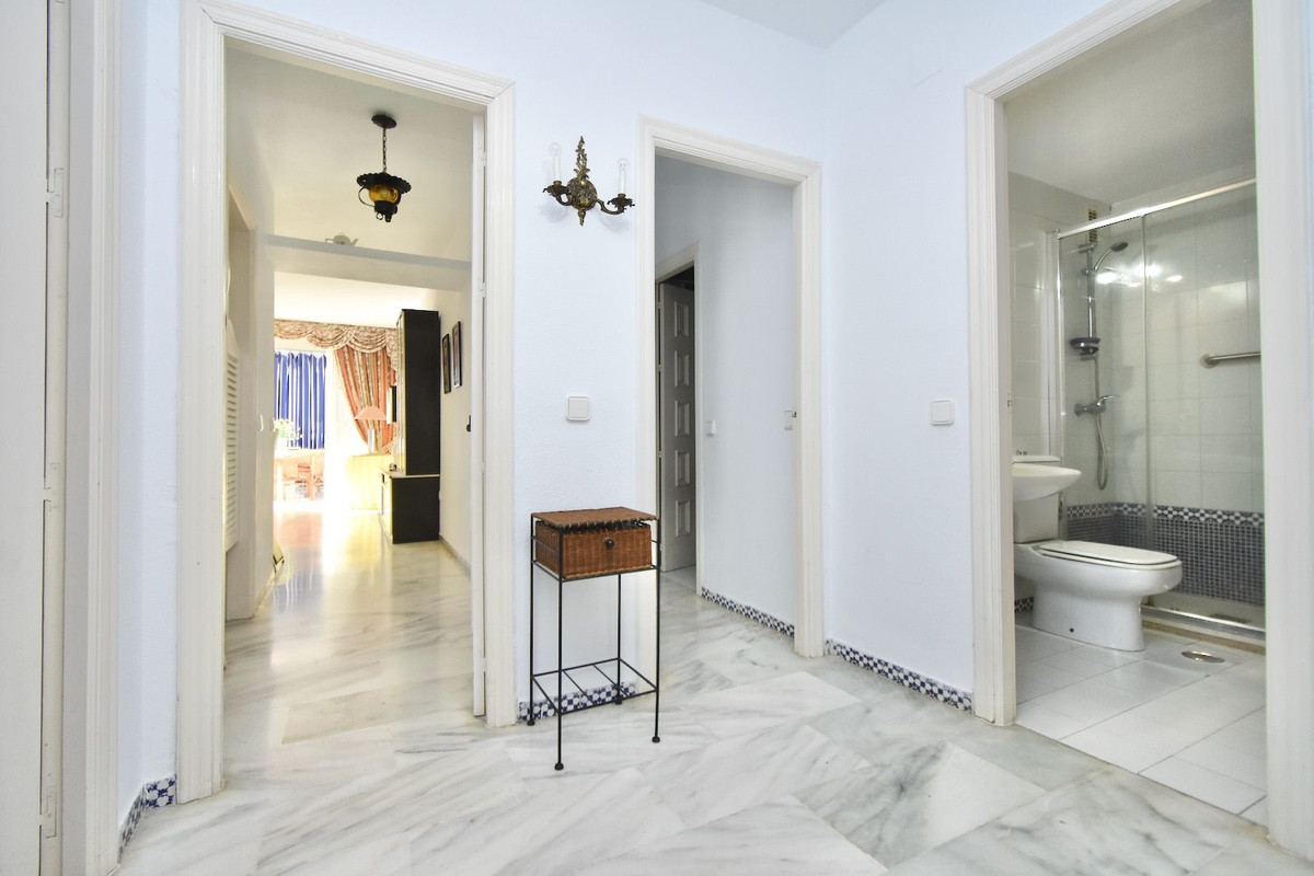 Apartment for sale in Fuengirola, Málaga, Spain