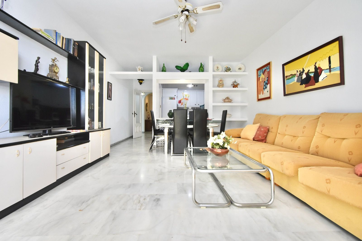 Apartment for sale in Fuengirola, Málaga, Spain