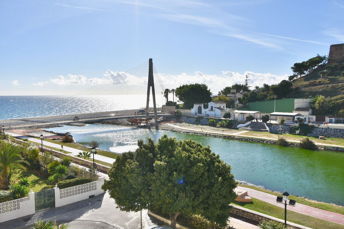 Apartment for sale in Fuengirola, Málaga, Spain