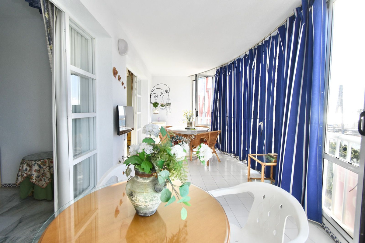 Apartment for sale in Fuengirola, Málaga, Spain