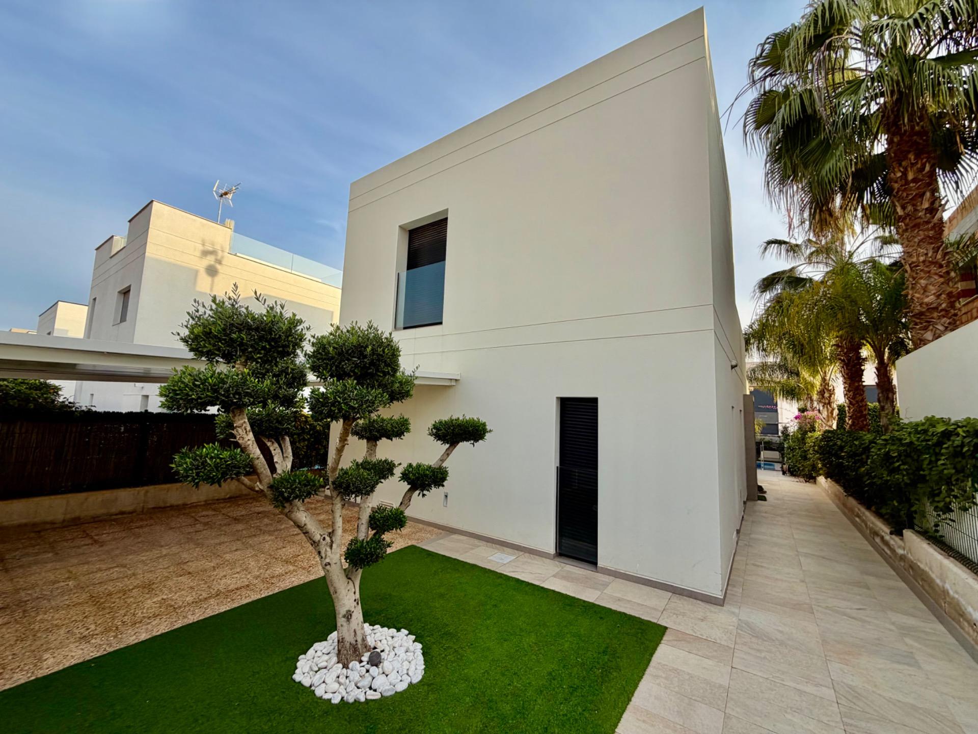 Villa for sale in Rojales, Alicante, Spain