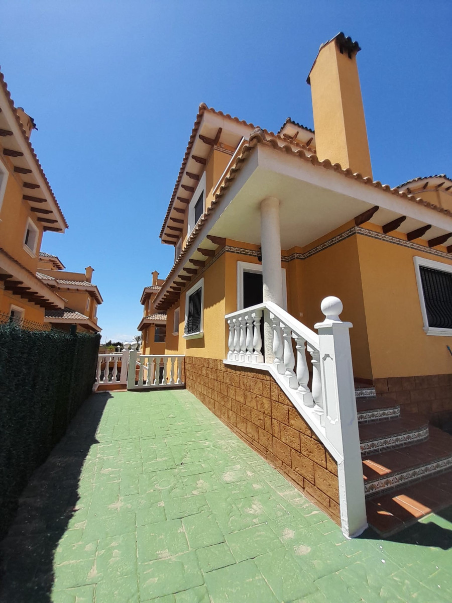 Villa for sale in Ciudad Quesada, Alicante, Spain