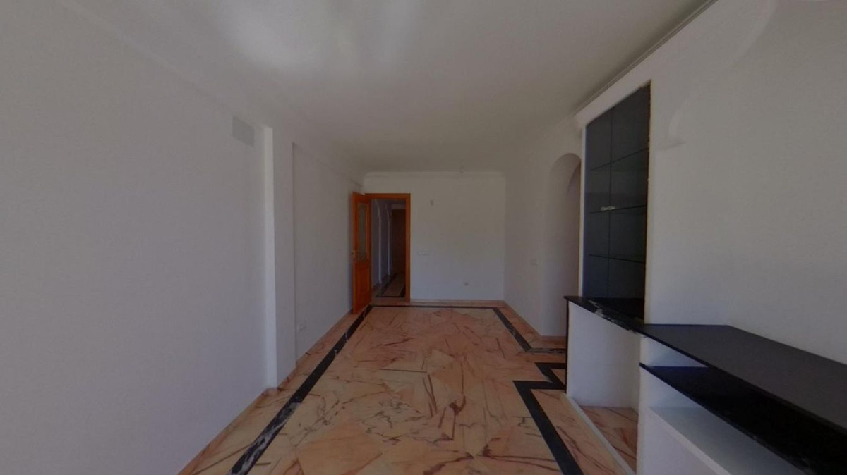 Piso en venta en Estepona