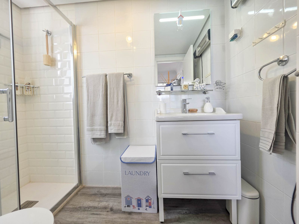 Penthouse for sale in La Duquesa, Málaga, Spain