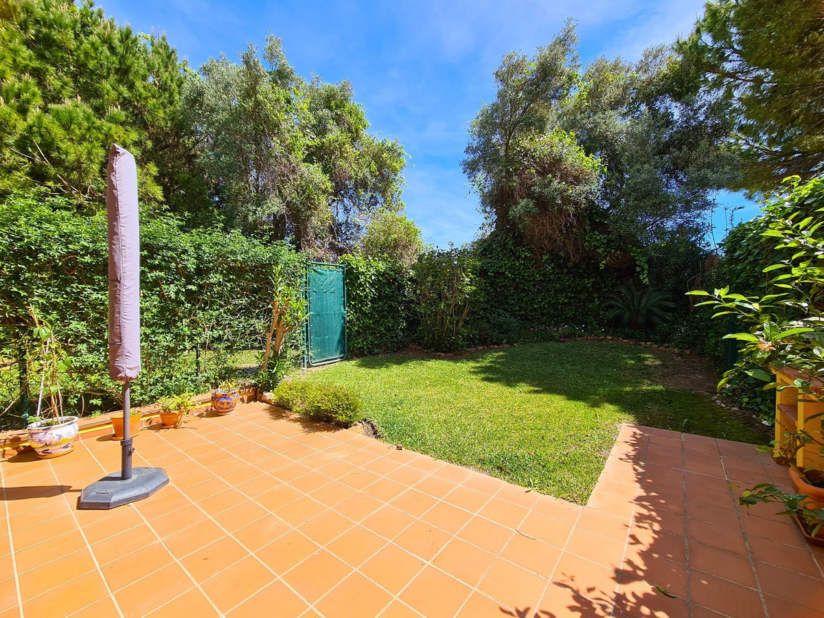 Town House for sale in La Duquesa, Málaga, Spain