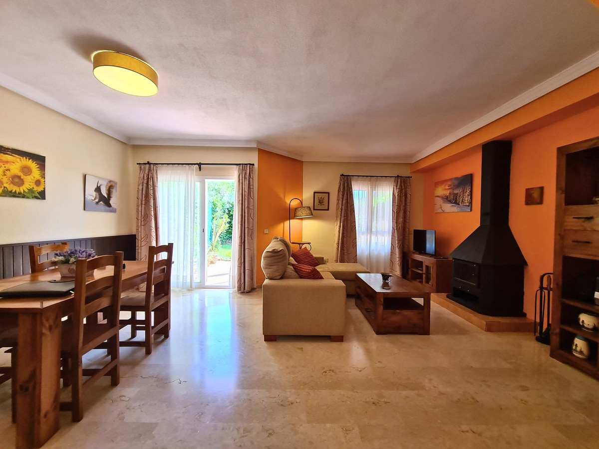 Town House for sale in La Duquesa, Málaga, Spain