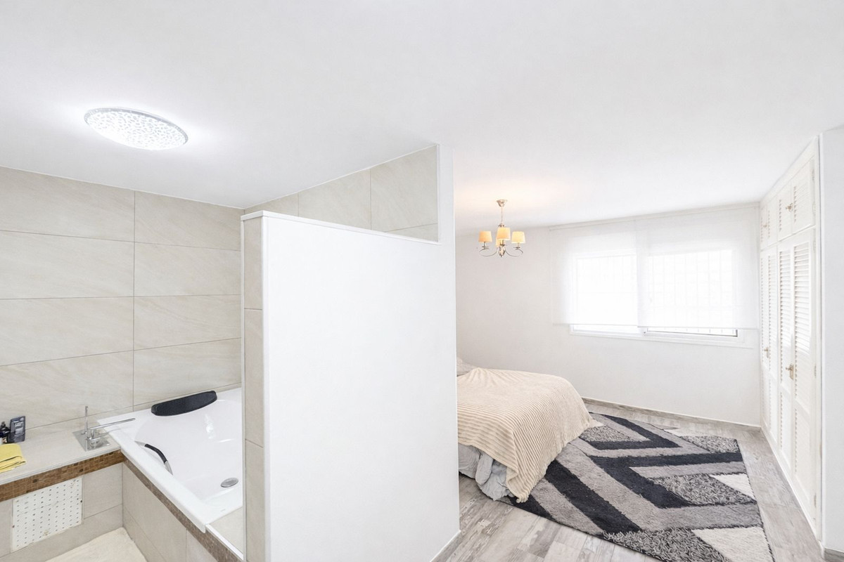 Town House for sale in Estepona, Málaga, Spain