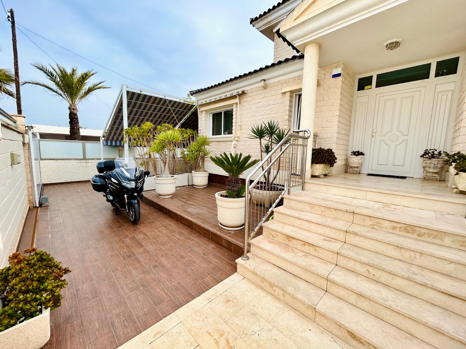 Villa for sale in Torrevieja, Alicante, Spain