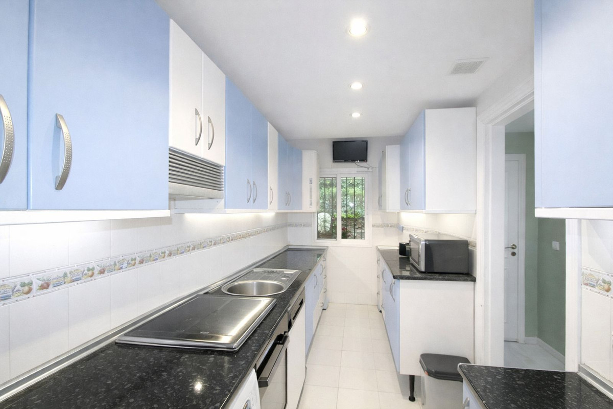 Apartment for sale in Miraflores, Málaga, Spain