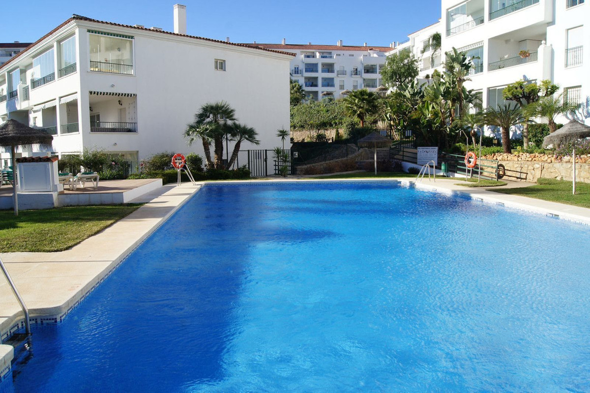 Apartment for sale in Miraflores, Málaga, Spain