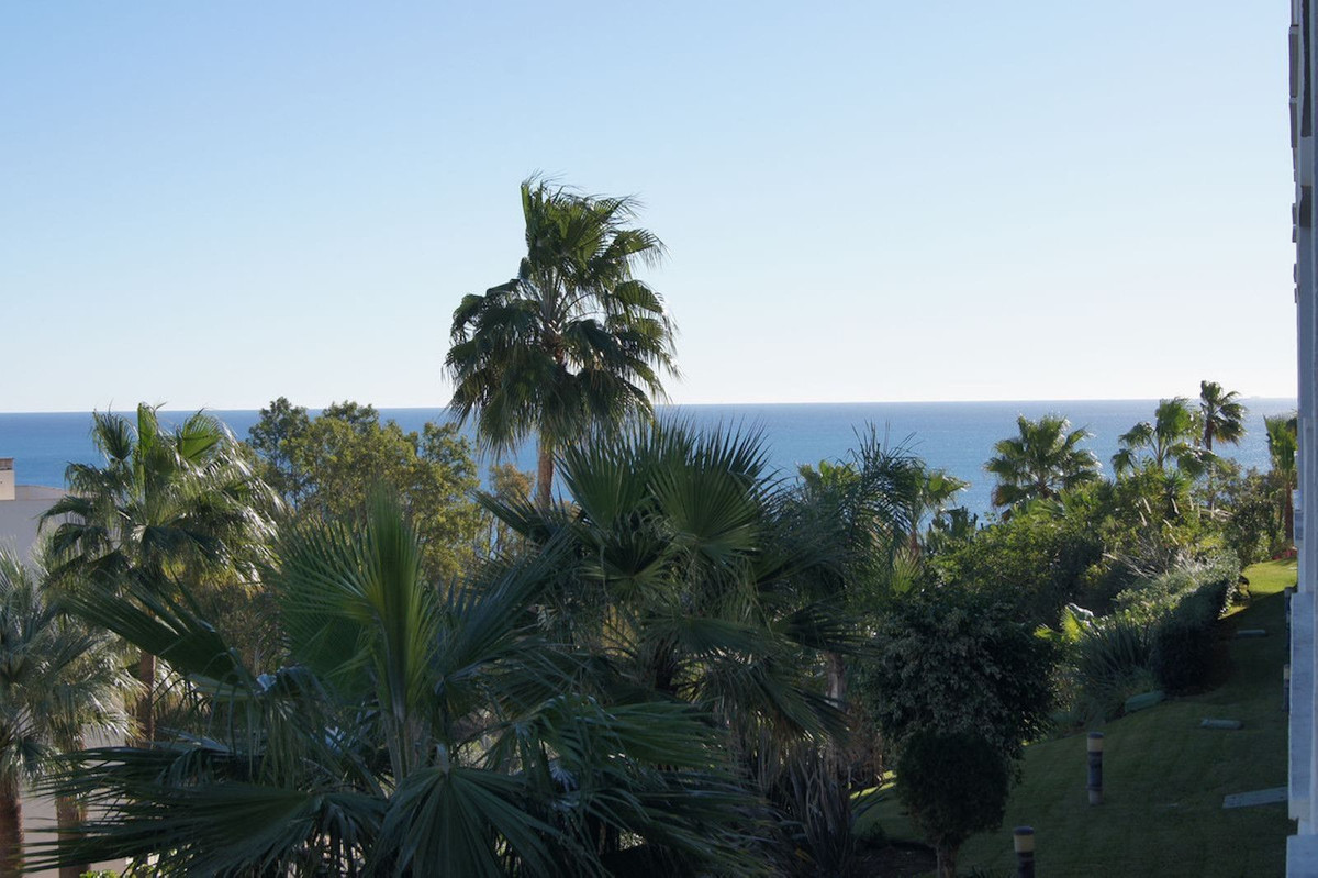 Apartment for sale in Miraflores, Málaga, Spain