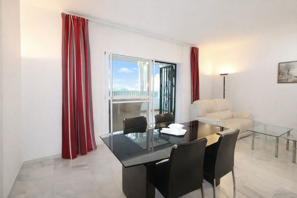 Apartment for sale in Miraflores, Málaga, Spain