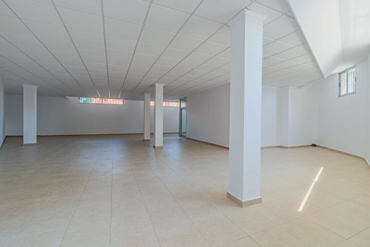 Comercial en venta en Torrevieja