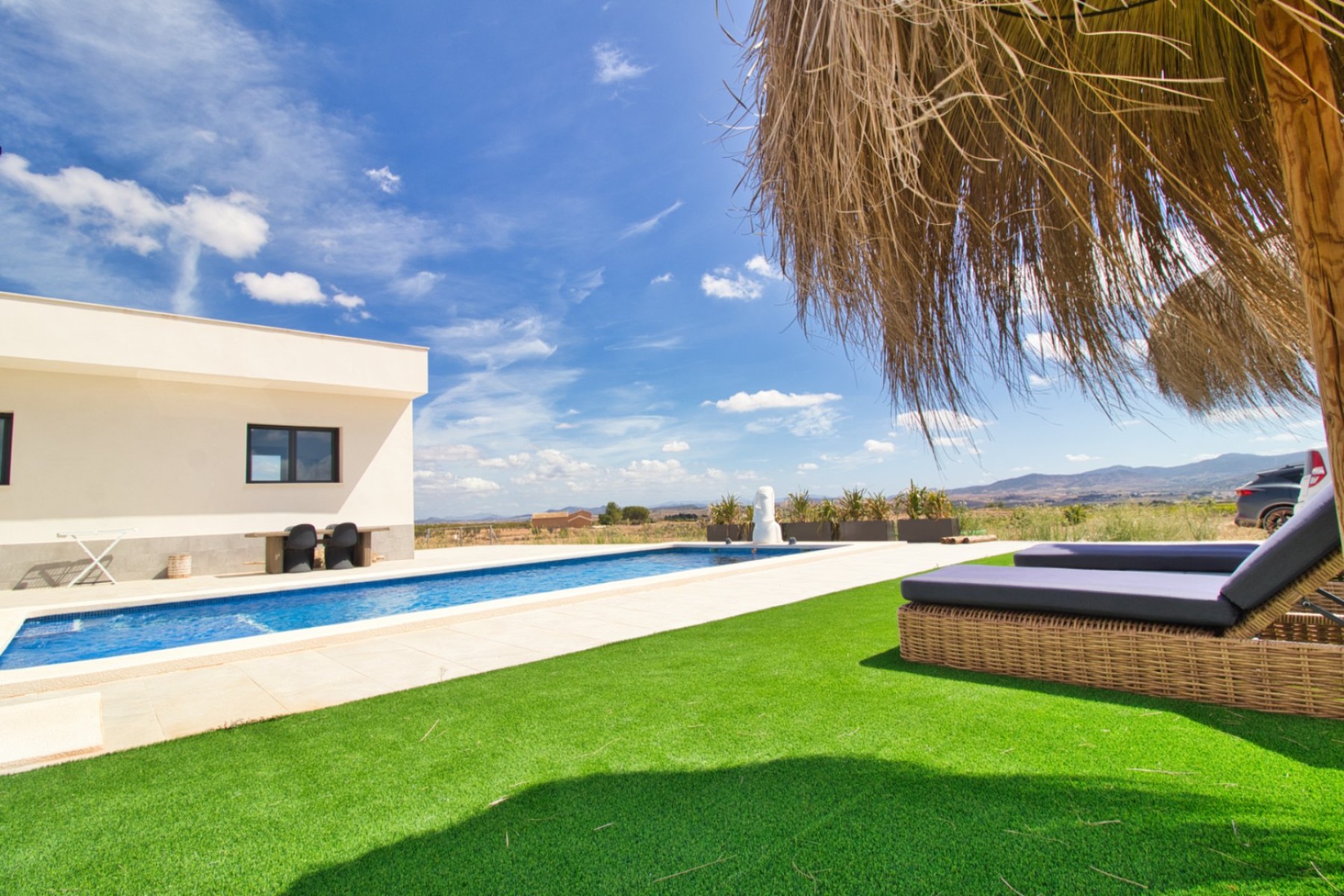 Villa for sale in Pinoso, Alicante, Spain