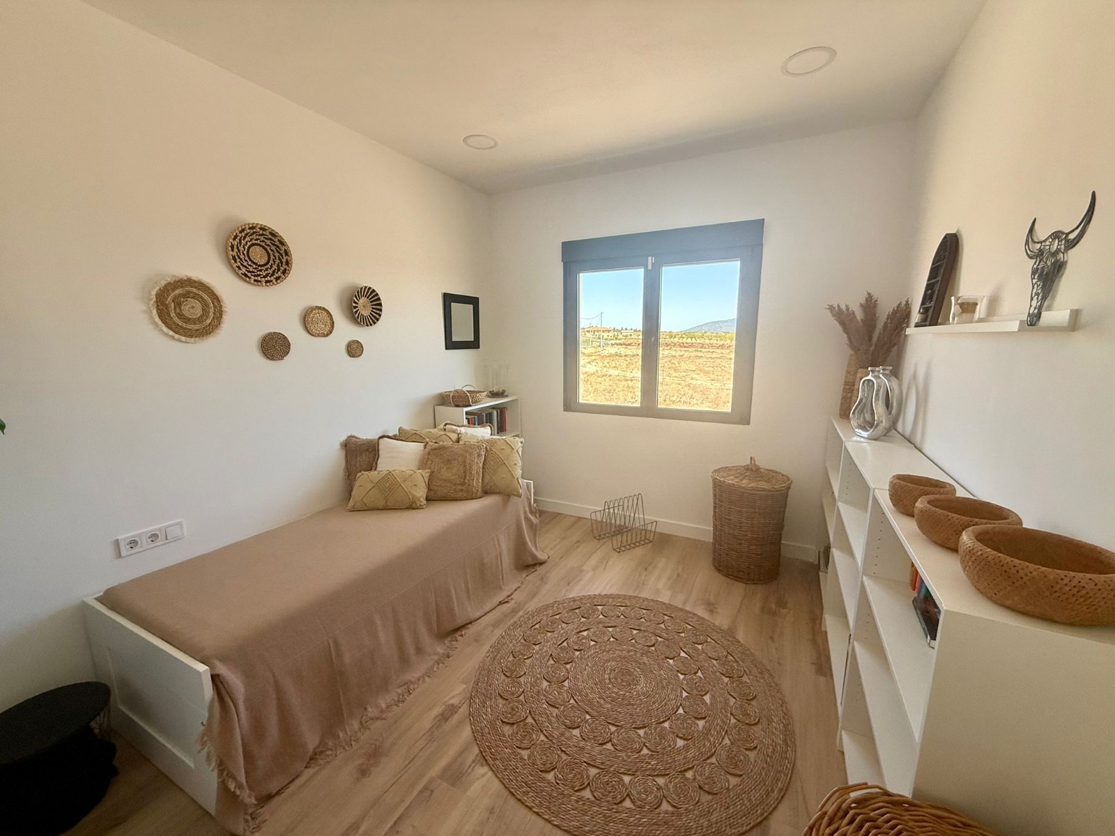 Villa for sale in Pinoso, Alicante, Spain