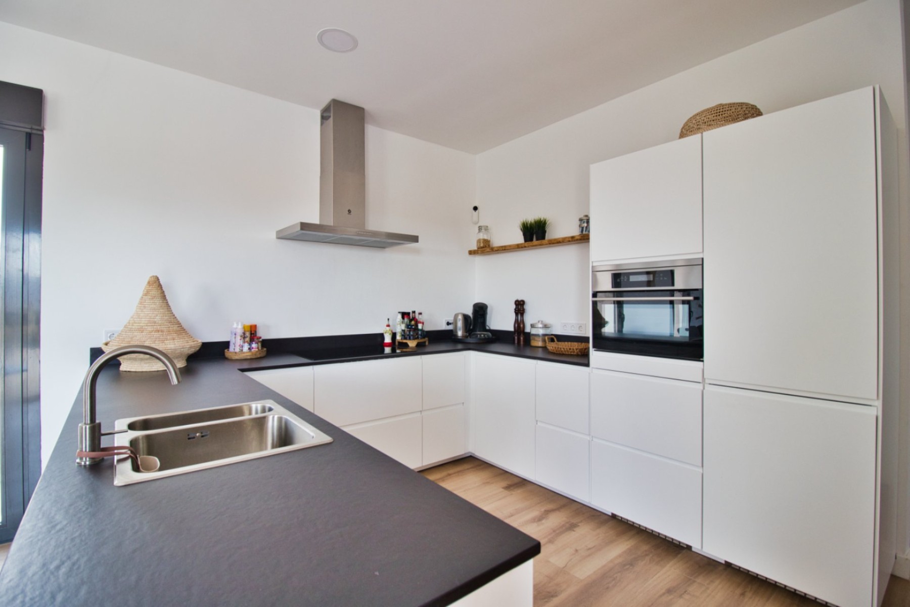 Villa for sale in Pinoso, Alicante, Spain