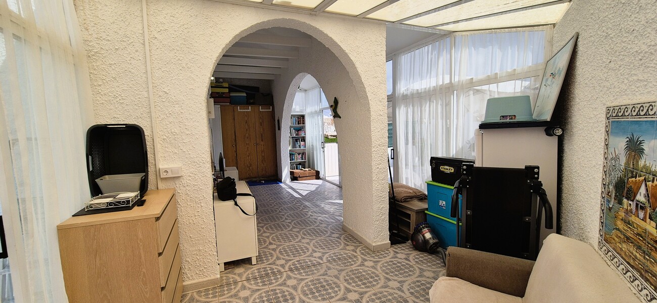 Bungalow for sale in Blue Lagoon, Alicante, Spain