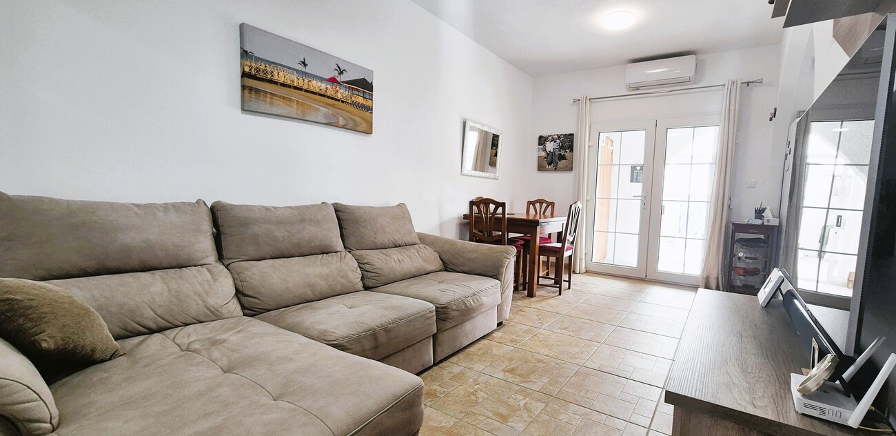 Bungalow for sale in Blue Lagoon, Alicante, Spain
