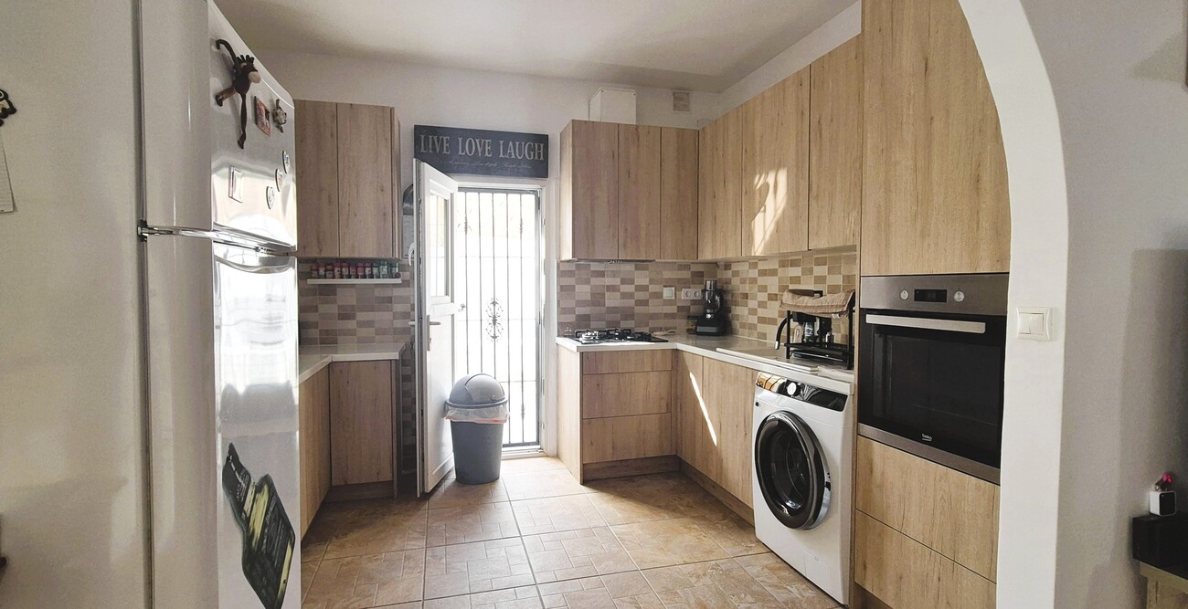 Bungalow for sale in Blue Lagoon, Alicante, Spain