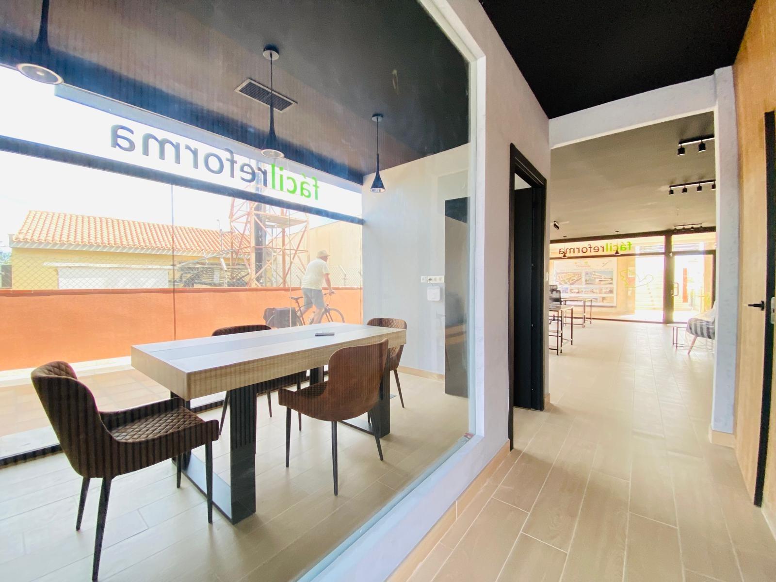 Comercial en venta en Orihuela Costa
